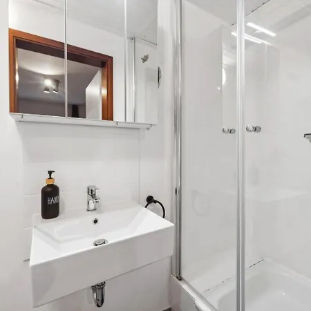 Andriss - Kaiserberg Apartments - Kitchen - Wifi - Parking Kaiserslautern Room photo